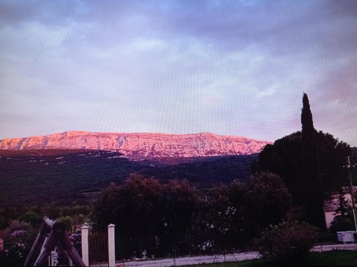 La Maison De Papou La Vigne A Nans Les Pins 83860 外观 照片